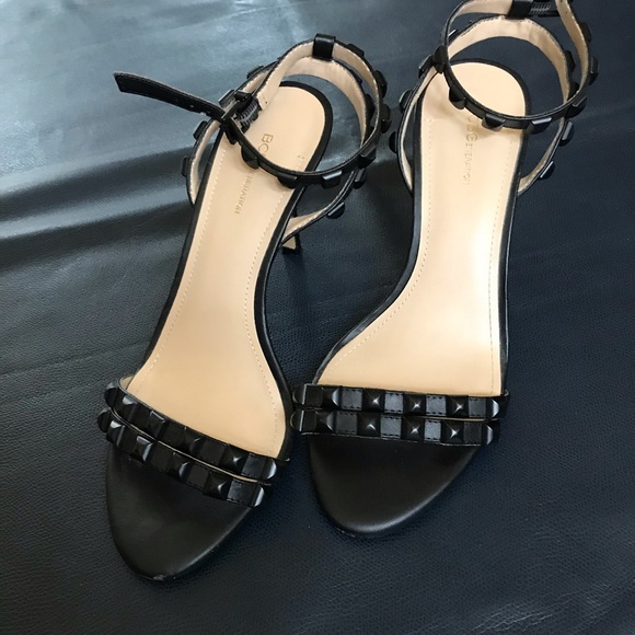 BCBG Generation black ankle strap heel sandals - Picture 2 of 5
